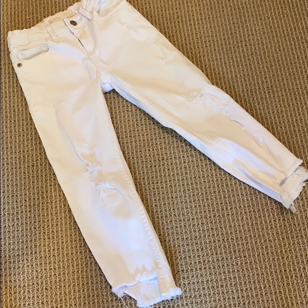 ZARA KIDS WHITE RIPPED JEANS - Picture 2 of 13